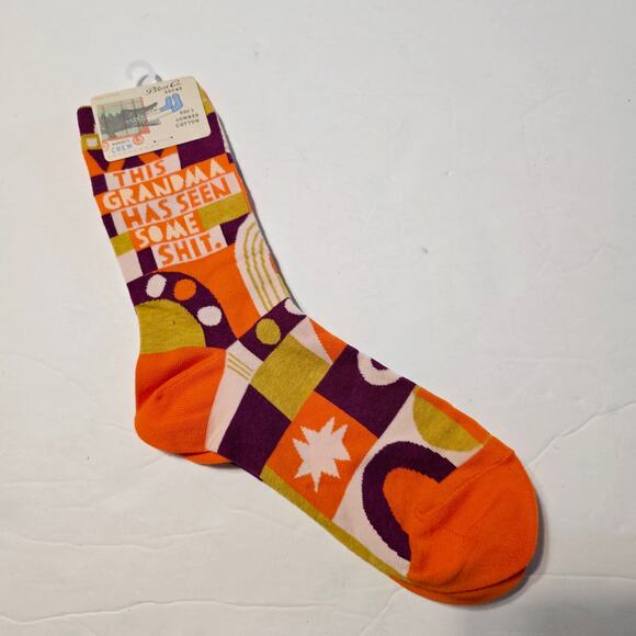 Blue Q This Grandma Has Seen Some Sh*t Socks  Crew L  Size Women's L 5-10 - Picture 1 of 6